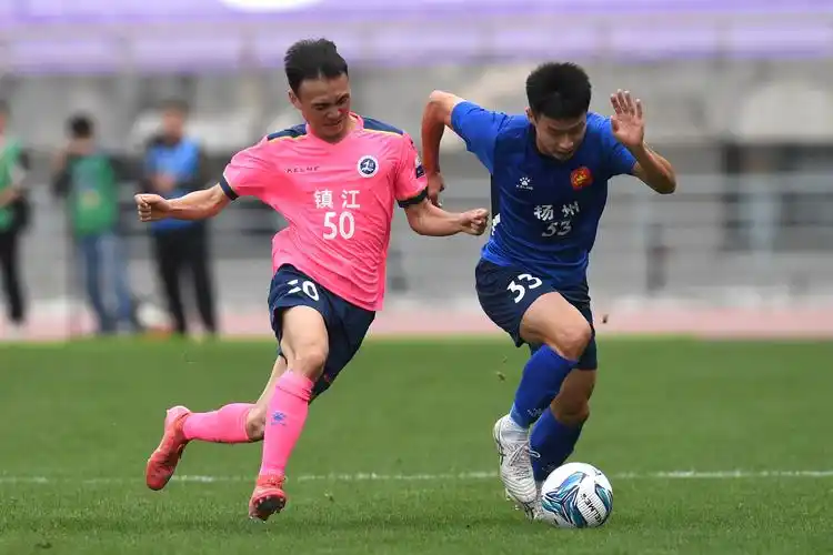 欧冠对决：阿森纳 VS 曼城